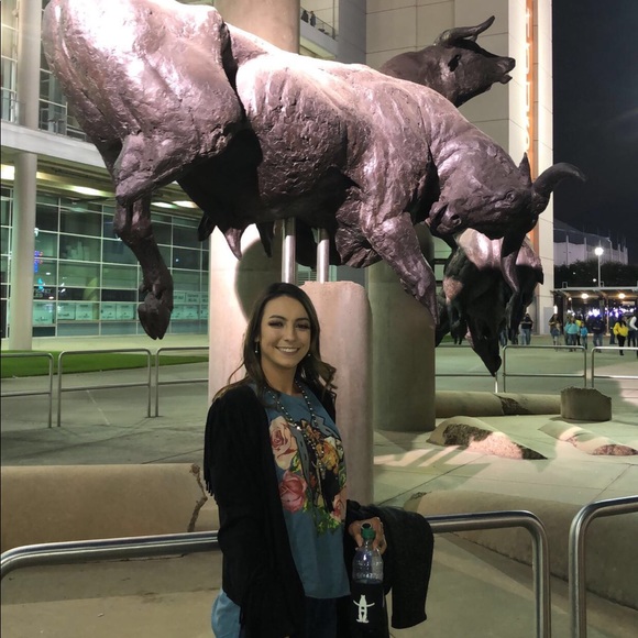 Meet your Posher, Brianna - Picture 1 of 1